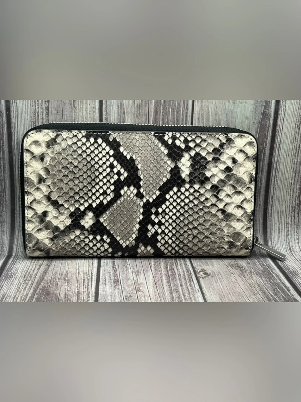 TORY BURCH Snakeskin Embossed Leather Zip Continental Wallet LIKE NEW